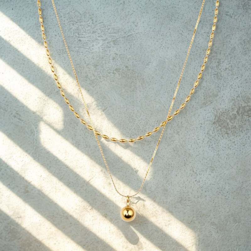 Delikatny złoty podwójny naszyjnik  - stal szlachetna - Modnie wygodnie